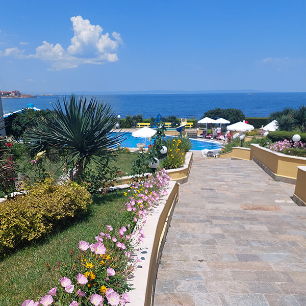 Комплексът