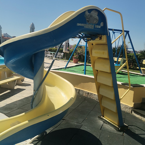 Комплексът